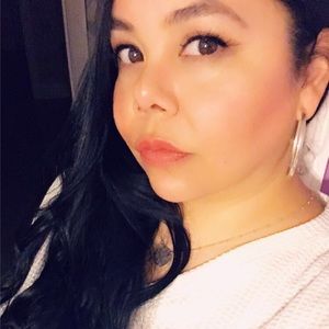 Meet your Posher, Maribel